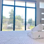 Theme Park Retreat Coomera 5 Beds Villa